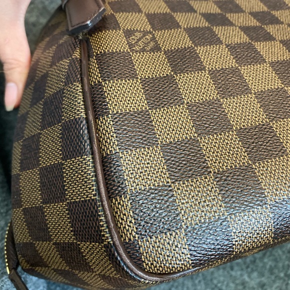 Authentic Louis Vuitton Belem MM - Picture 6 of 13